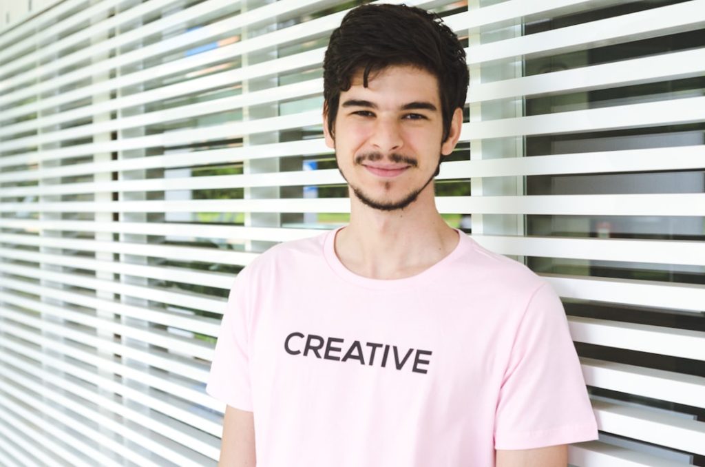 découvrez l'assurance pour auto-entrepreneurs adaptée à vos besoins. protégez votre activité avec des garanties sur mesure et profitez d'une couverture fiable pour votre entreprise. informez-vous sur les meilleures options d'assurance dédiées aux indépendants.