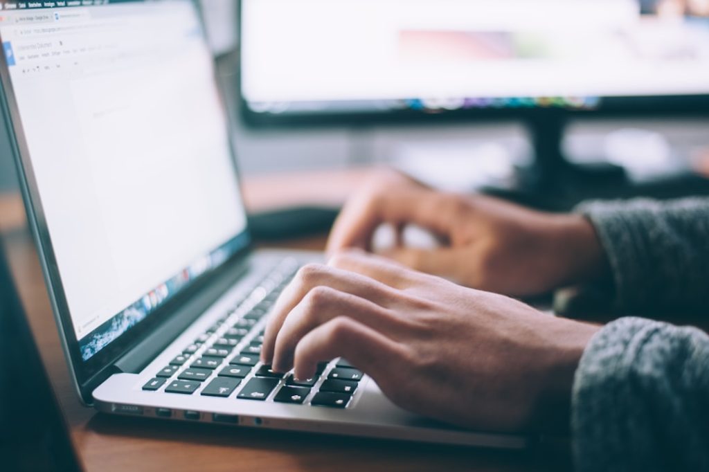 découvrez des solutions d'assurance professionnelles adaptées à vos besoins. protégez votre entreprise avec des couvertures complètes et un accompagnement personnalisé. obtenez des conseils d'experts pour sécuriser vos actifs et garantir la pérennité de votre activité.