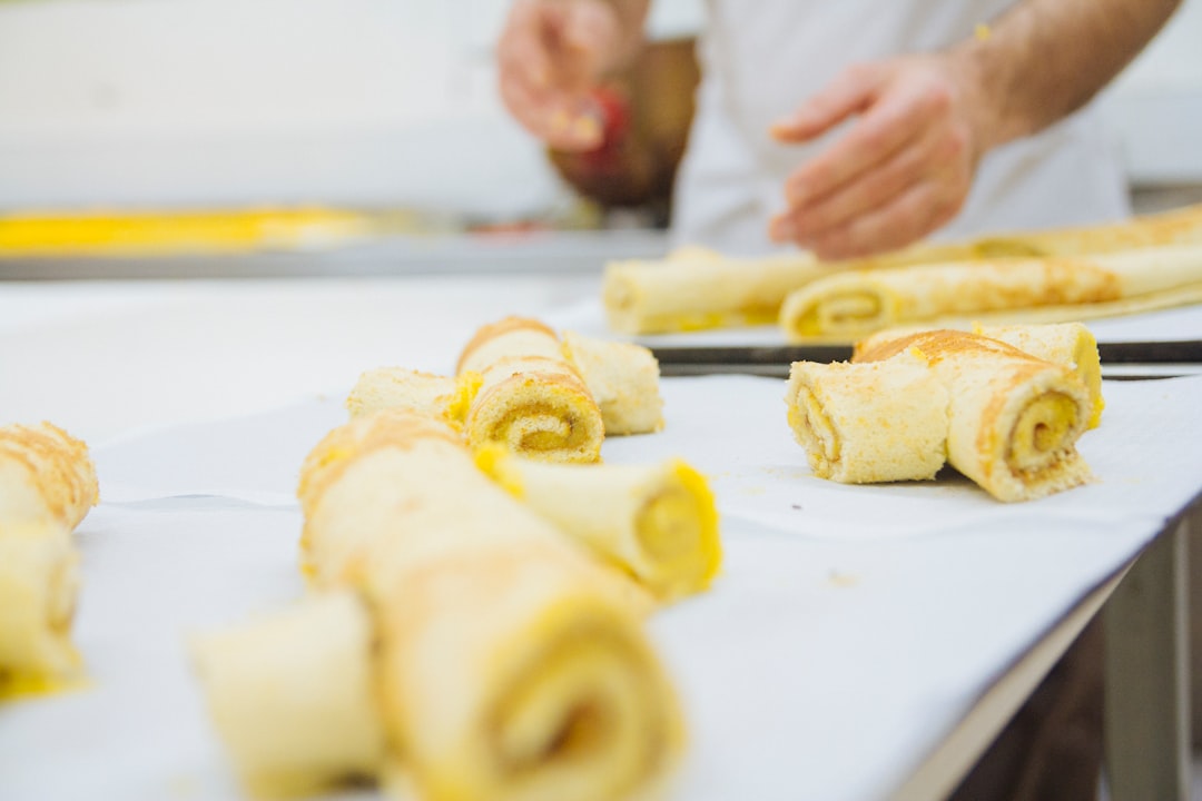 découvrez notre assurance spécialisée pour boulangeries, conçue pour protéger votre entreprise contre les risques courants. assurez-vous une tranquillité d'esprit grâce à une couverture adaptée à vos besoins, incluant la protection des équipements, des stocks et la responsabilité civile.