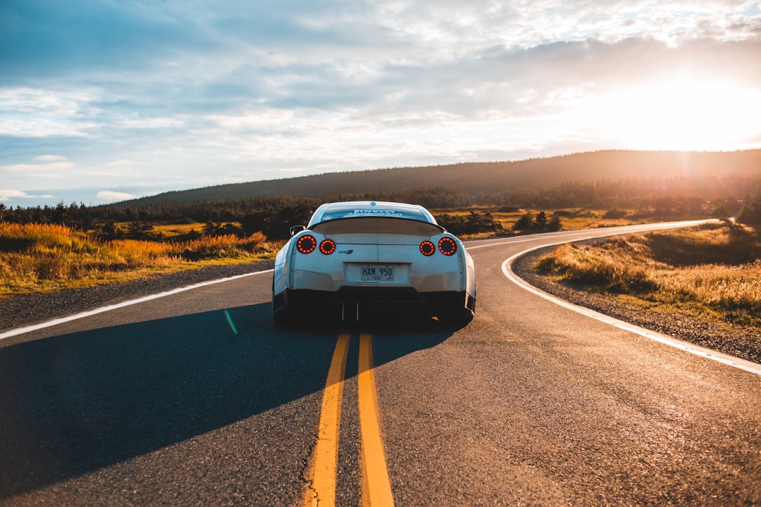 découvrez notre comparateur d'assurances auto pour trouver la meilleure couverture au meilleur prix. comparez les offres des principaux assureurs et économisez sur votre assurance auto en quelques clics.