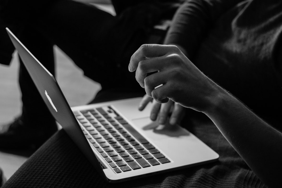 découvrez des solutions d'assurance en ligne adaptées à vos besoins. comparez les offres, obtenez des devis personnalisés et protégez votre avenir en toute simplicité.