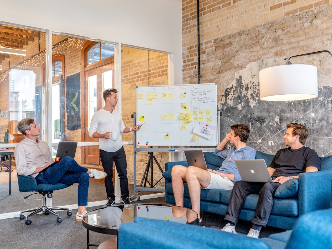découvrez notre assurance professionnelle en ligne, conçue pour protéger votre entreprise efficacement. profitez de solutions personnalisées, d'une souscription rapide et d'un accompagnement expert pour garantir votre sérénité et celle de vos clients.
